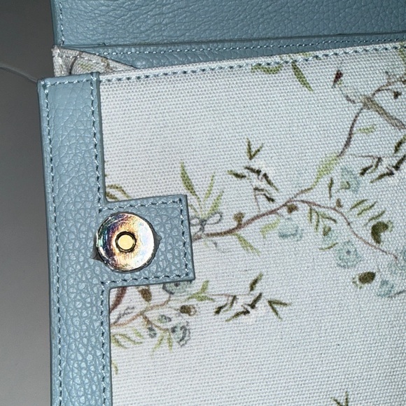 Ariel Okin X Neely & Chloe Floral Top-Handle Shoulder Bag in Light Blue - Picture 10 of 12